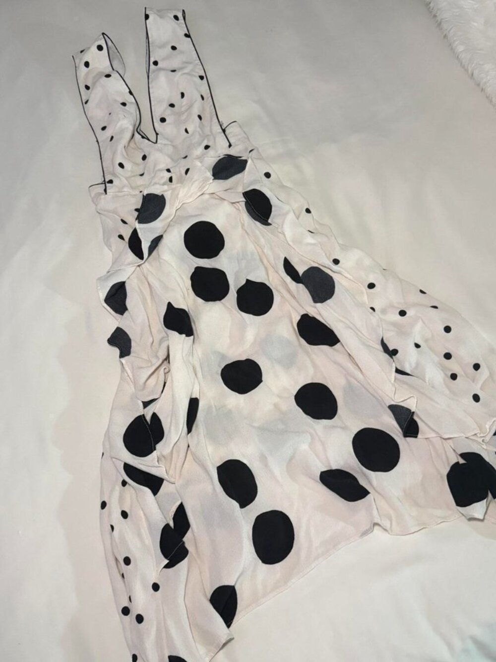 Topshop white/black polka dot dress with ruffles and tie up detail - Picture 3 of 3